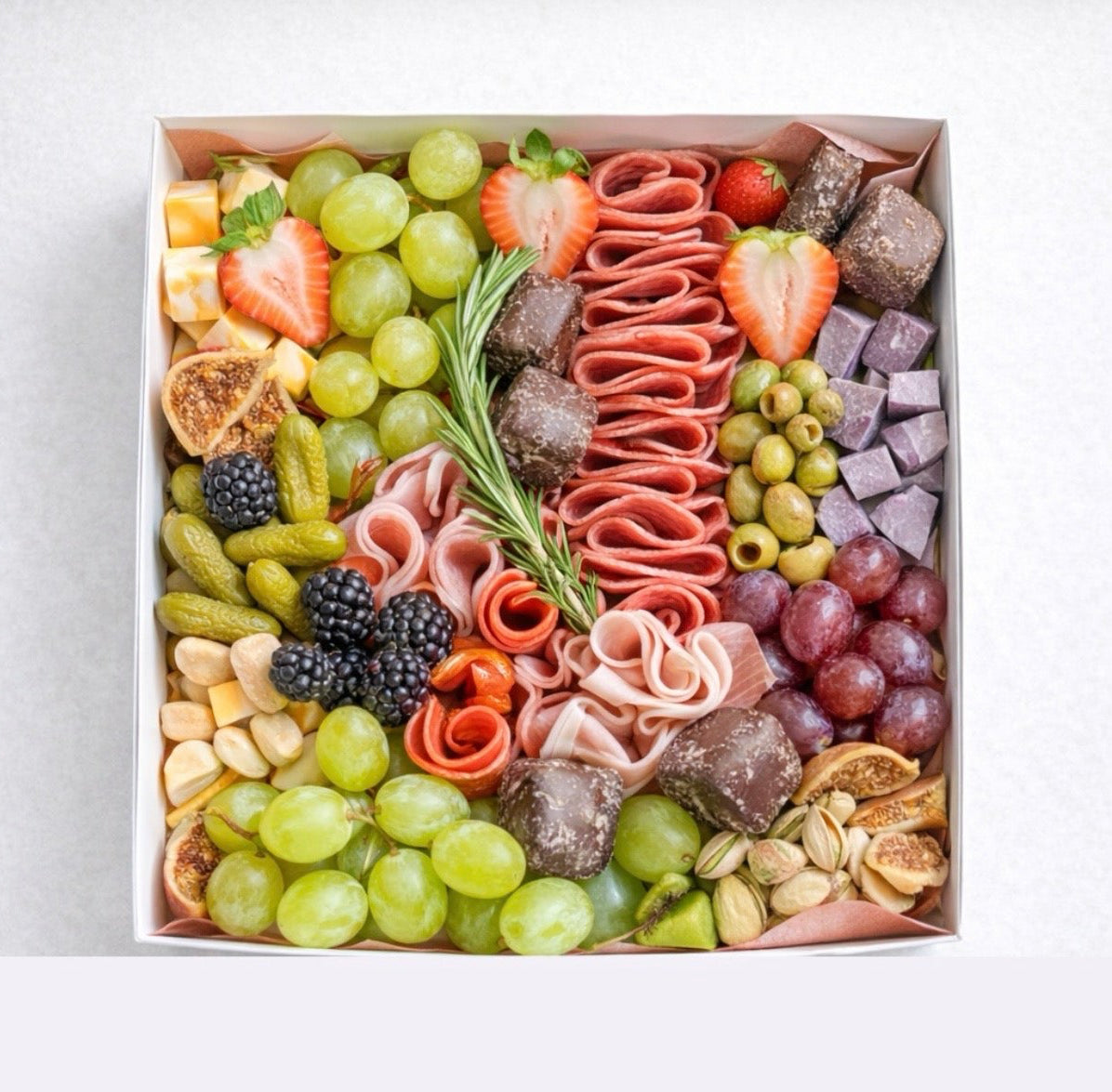 Medium Grazing Box